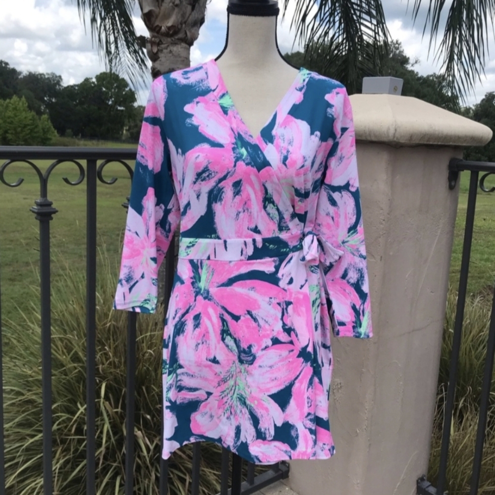 Lilly Pulitzer Romper Large - Picture 2 of 3